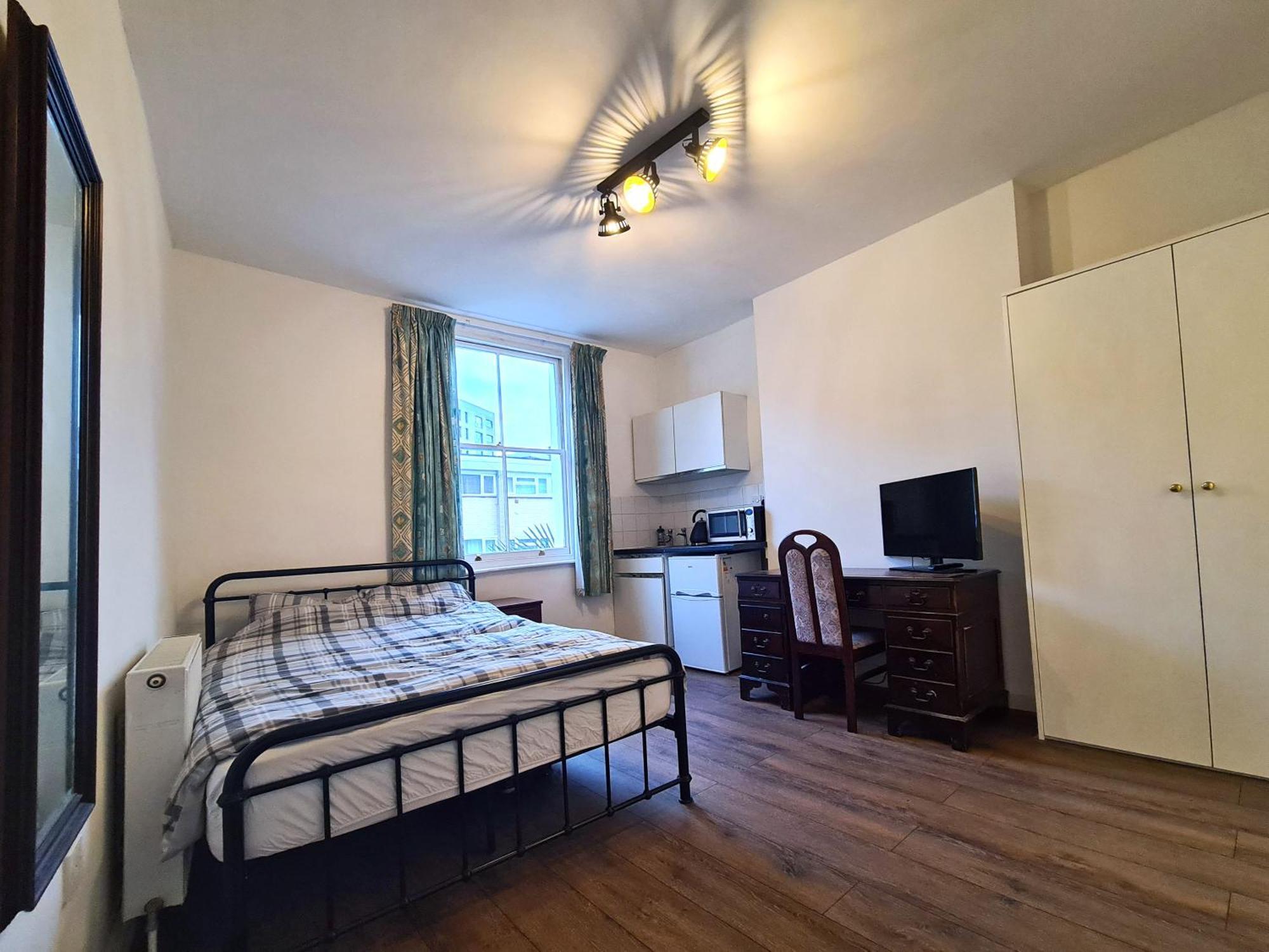 The Greenwich Pensioner Guesthouse Лондон Экстерьер фото